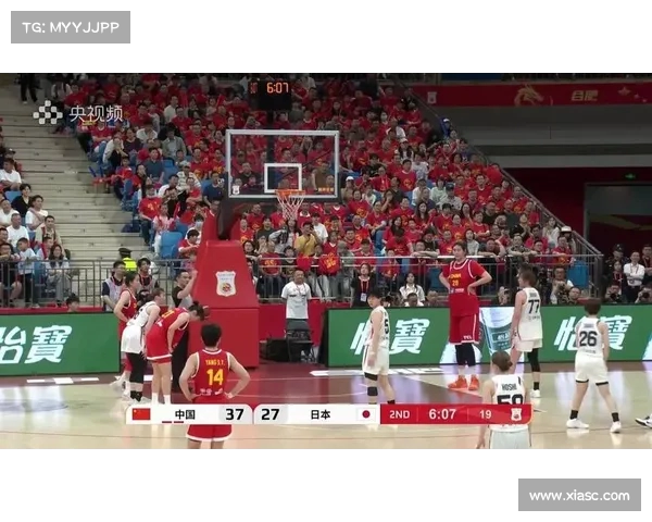 中国女篮力争连续四届进决赛 韩旭张子宇双塔成制胜关键