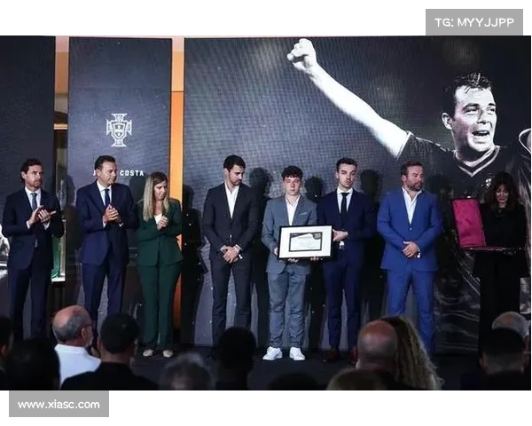 葡萄牙追授若塔勋位与功勋奖章并举行英雄广场揭幕仪式庆典 葡萄牙追授若塔勋位与功勋奖章并举行英雄广场揭幕仪式庆典